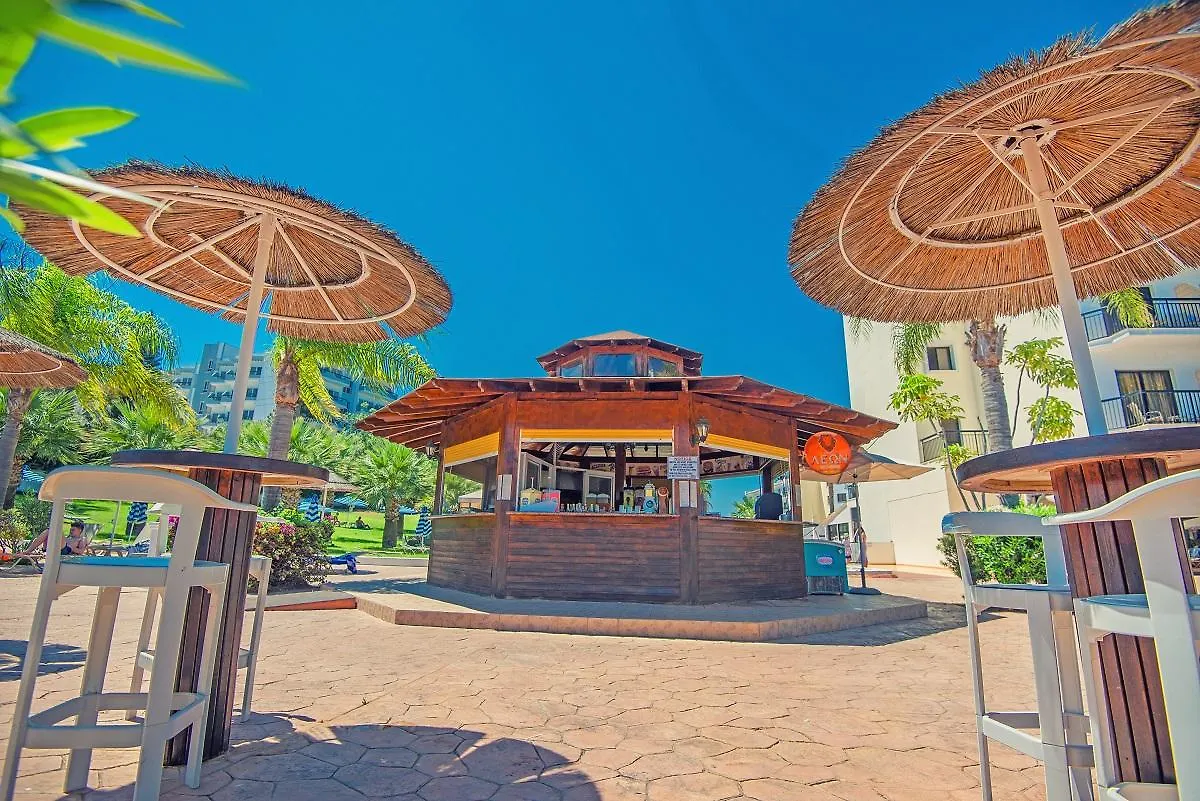 Tsokkos Gardens Hotel Протарас