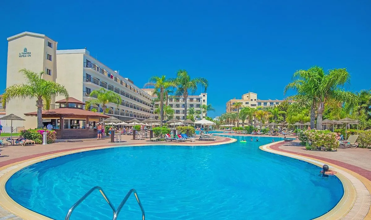 Tsokkos Gardens Hotel Протарас