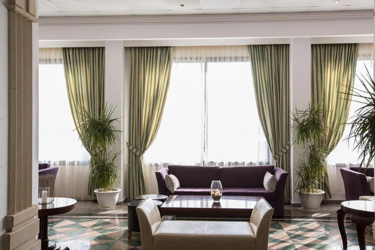 Tsokkos Gardens Hotel Протарас